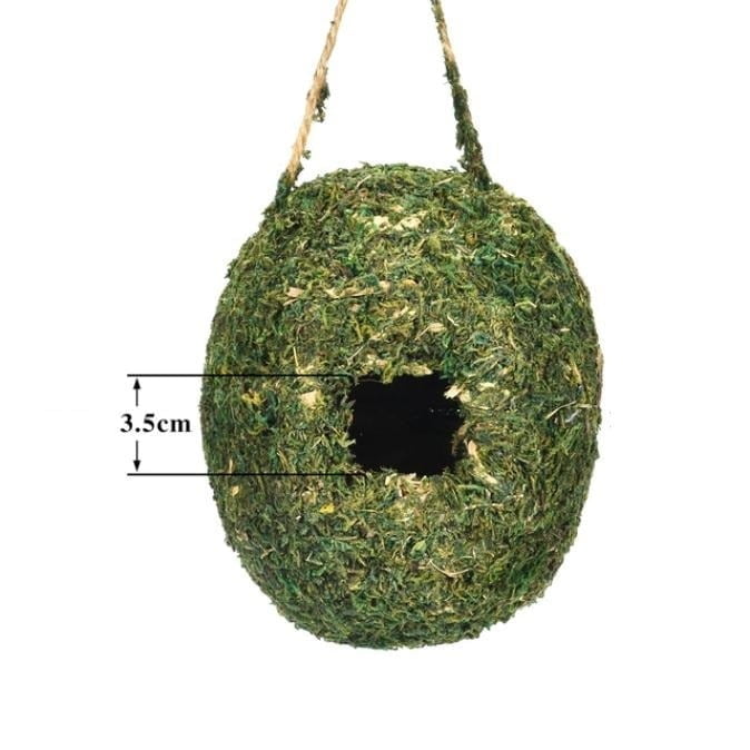 Vogelhuisje van gras