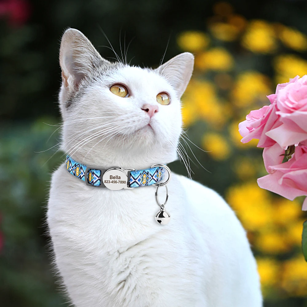 Gepersonaliseerde Kattenhalsband - met Belletje en Veiligheidsgesp